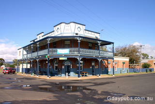 Commercial Hotel