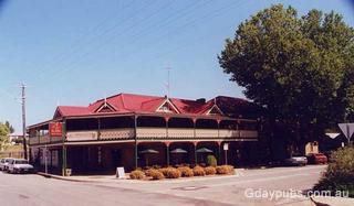 Royal Hotel
