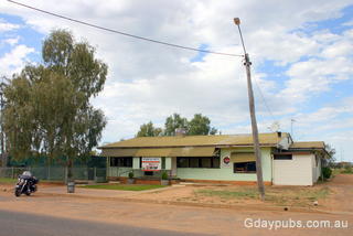 Sundowner Hotel Motel