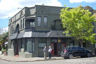 Riverview Hotel