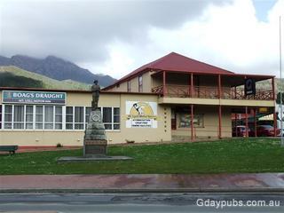 Mt Lyell Motor Inn