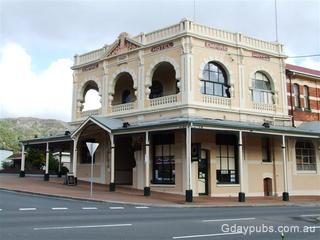 Empire Hotel