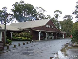 3 Bridge Wilderness Hotel