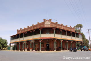 Royal Hotel