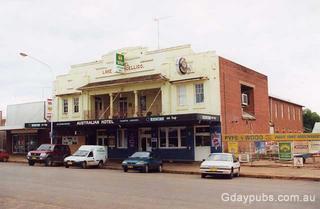 Australian Hotel