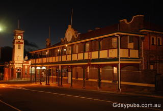 Commercial Hotel
