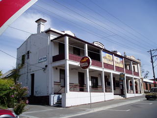 Lilydale Hotel