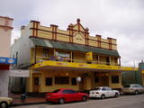 Tattersalls Hotel