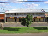 Australian Hotel