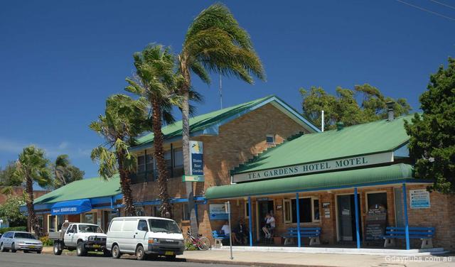 Hotels in Tea Gardens